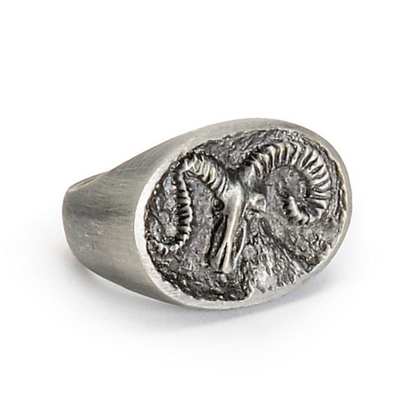 Obey Jewelry - Obey Oval Goat Head Ring. Size 9.